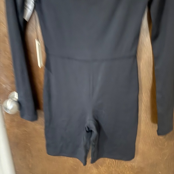 Babaton Contour Romper - Picture 6 of 10